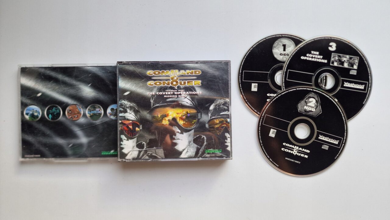 Command & Conquer Complete With The Covert Operations - obrazek 2
